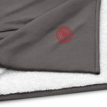 Load image into Gallery viewer, Premium sherpa blanket - Crest Logo